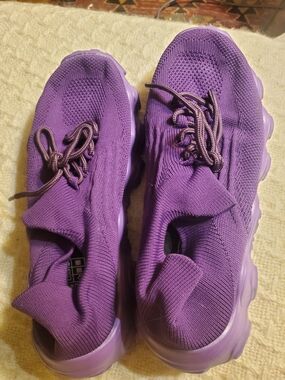 Women’s Purple Knit Lace-Up Athletic Sneakers